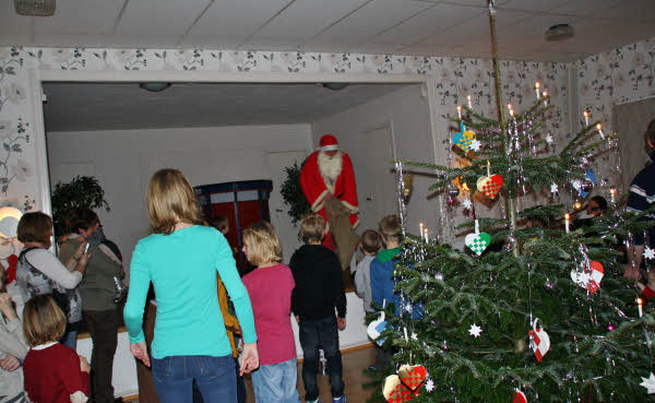 Juletræsfest_2011_kullerup_forsamlingshus_03.jpg