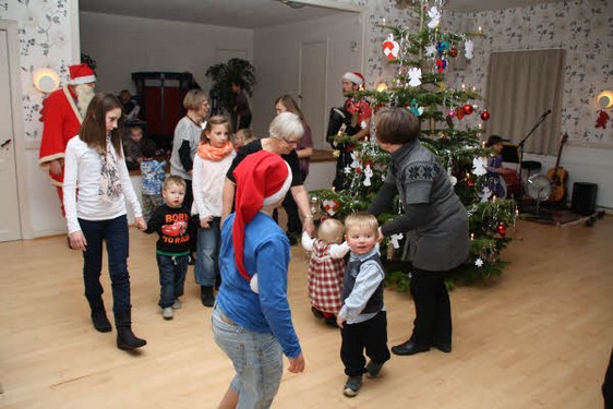 Juletræsfest_2012_kullerup_forsamlingshus_25.jpg