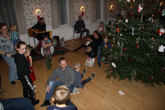 Juletræsfest_2014_kullerup_forsamlingshus_22.jpg