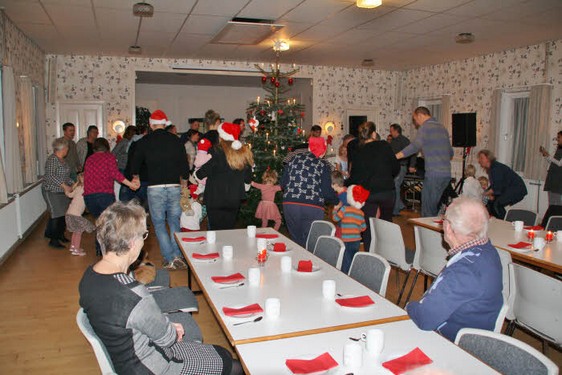 Juletræsfest2016_kullerup_forsamlingshus_05.jpg
